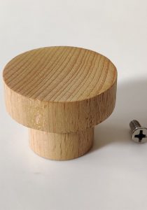 Wooden Knob 1.5 Inch (3)